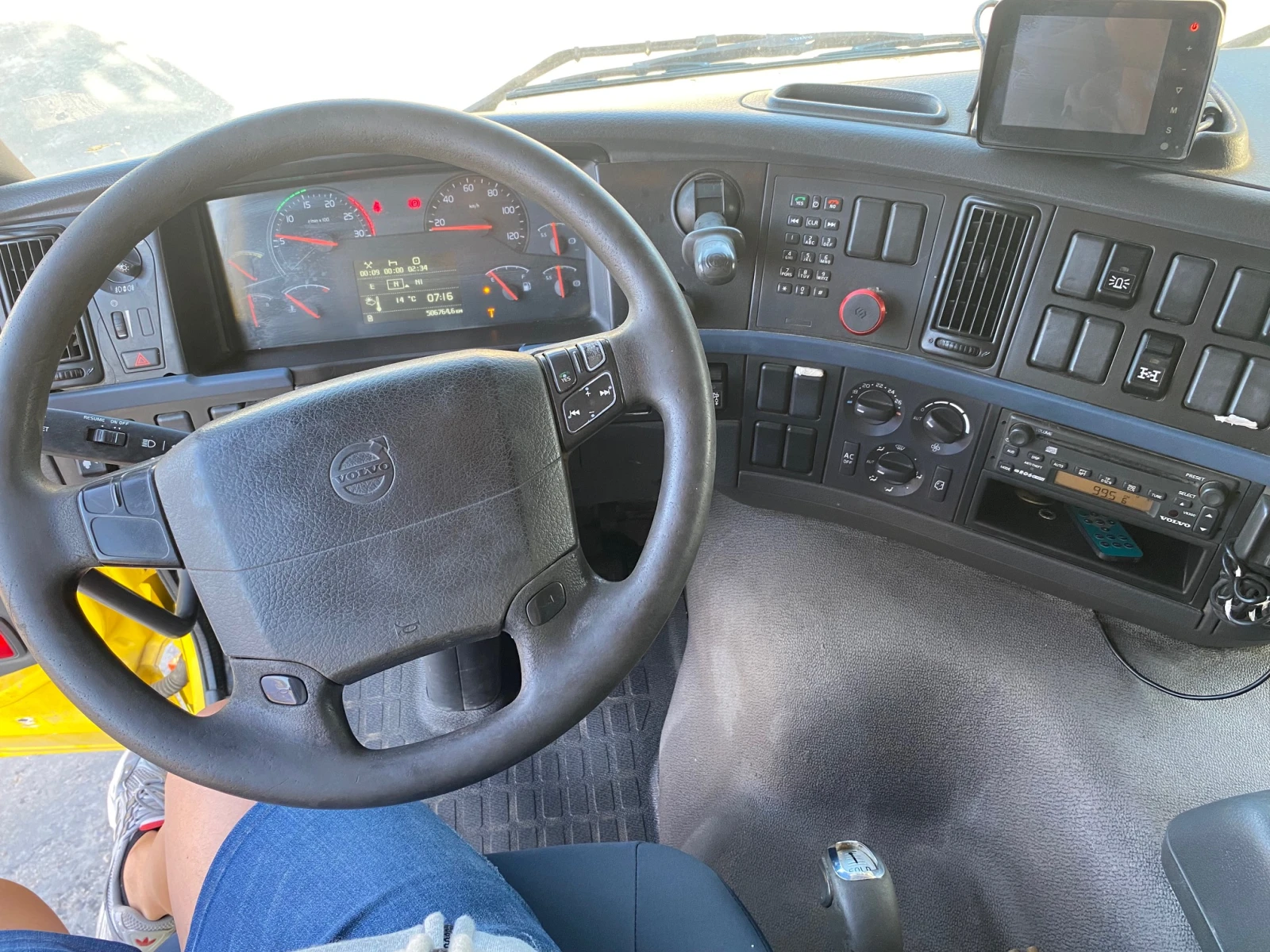 Volvo Fm 400 - Перфектен!!!, снимка 14 - Камиони - 56369807