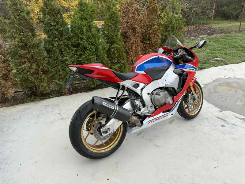 Honda Cbr 1000 SP1 , снимка 4 - Мотоциклети и мототехника - 52367371