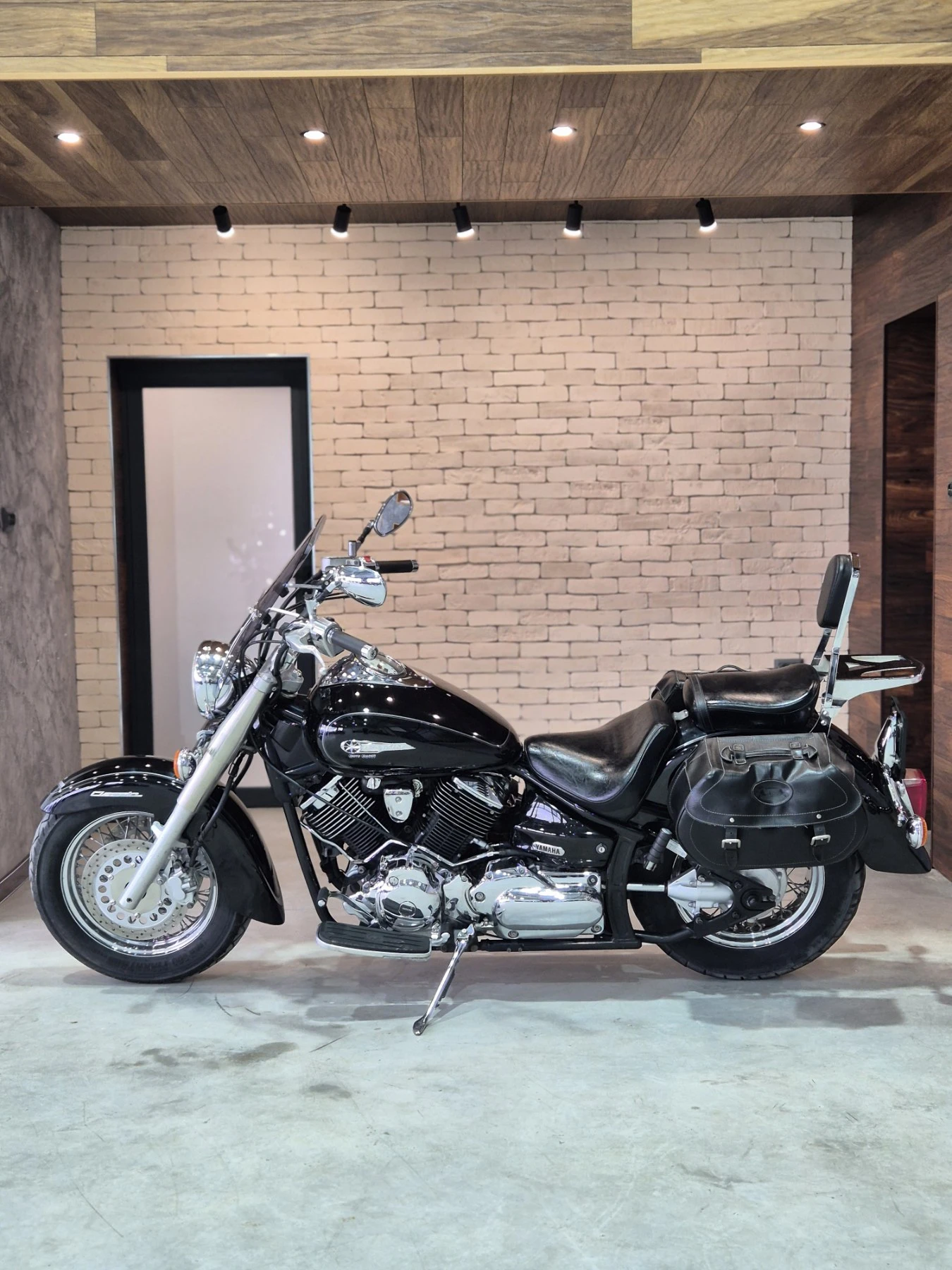 Yamaha Drag Star XVS 1100 Classic!!! 24000км!!! Нов внос ШВЕЙЦАРИЯ!, снимка 7 - Мотоциклети и мототехника - 53964030