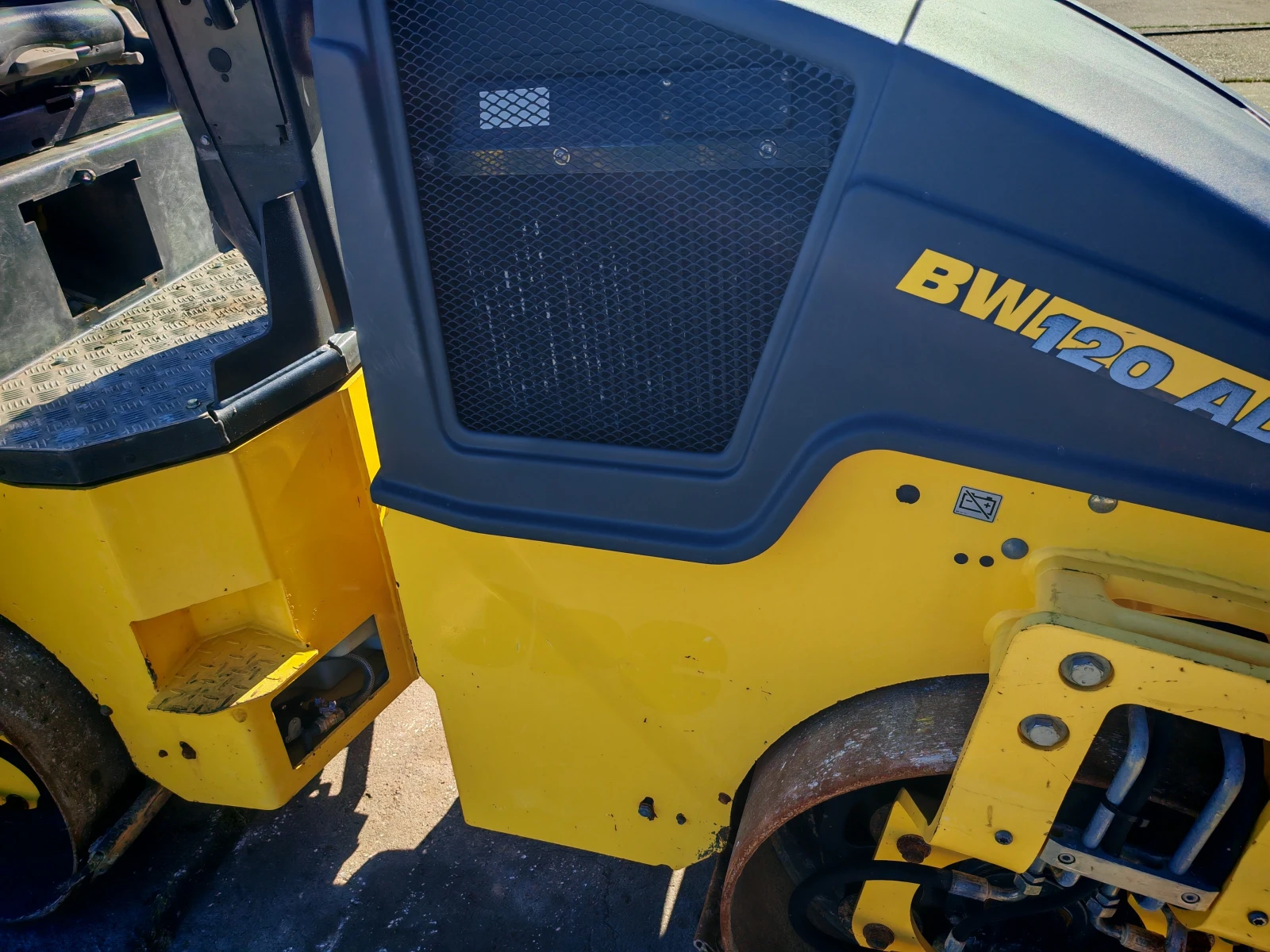 Валяк BOMAG BW 120 AD-5 - изображение 4
