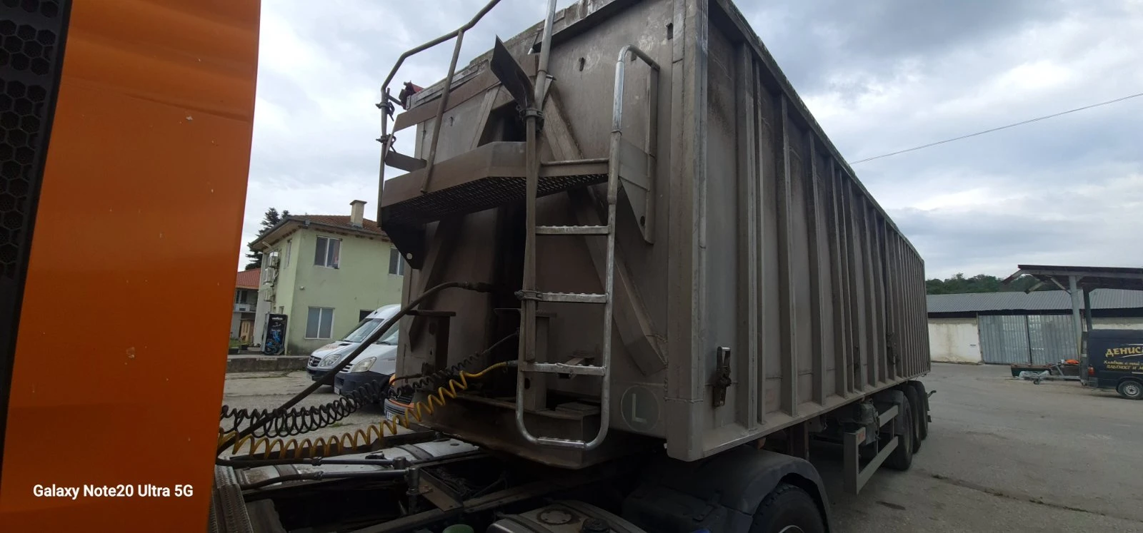  Benalu | Mobile.bg   4