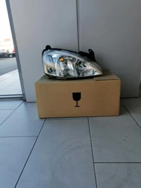 CORSA C Оригинален Преден ДЕСЕН фар, снимка 2