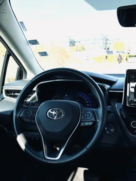 Toyota Corolla 1.8 Hybrid / Гаранция, снимка 7