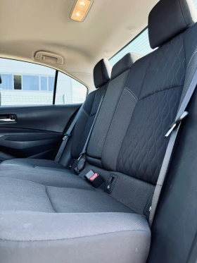 Toyota Corolla 1.8 Hybrid / Гаранция, снимка 9