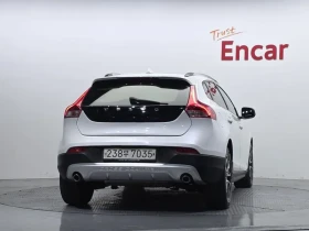 Volvo V40 Cross Country D3, снимка 4