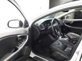 Volvo V40 Cross Country D3, снимка 10