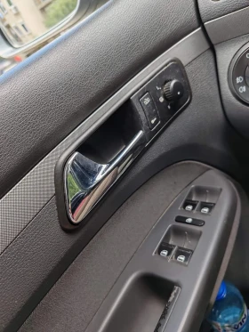 Обява за продажба на VW Touran 2.0 tdi ~5 900 лв. - изображение 4