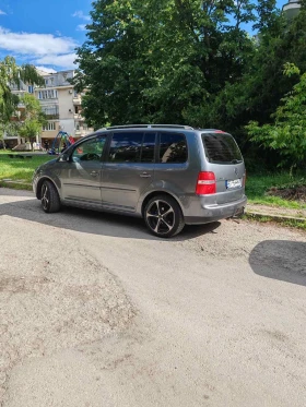 Обява за продажба на VW Touran 2.0 tdi ~5 900 лв. - изображение 8