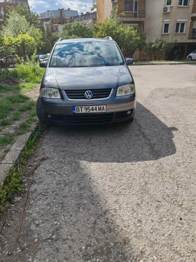 Обява за продажба на VW Touran 2.0 tdi ~5 900 лв. - изображение 10