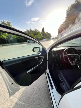 Volvo S60 В цената са нови лети джанти+ зимни гуми - 9900 € / 19362.72 лв. - 53047300 9