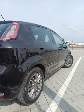 Fiat Punto GRANDE - 3150 € / 6160.86 лв. - 15473799 7