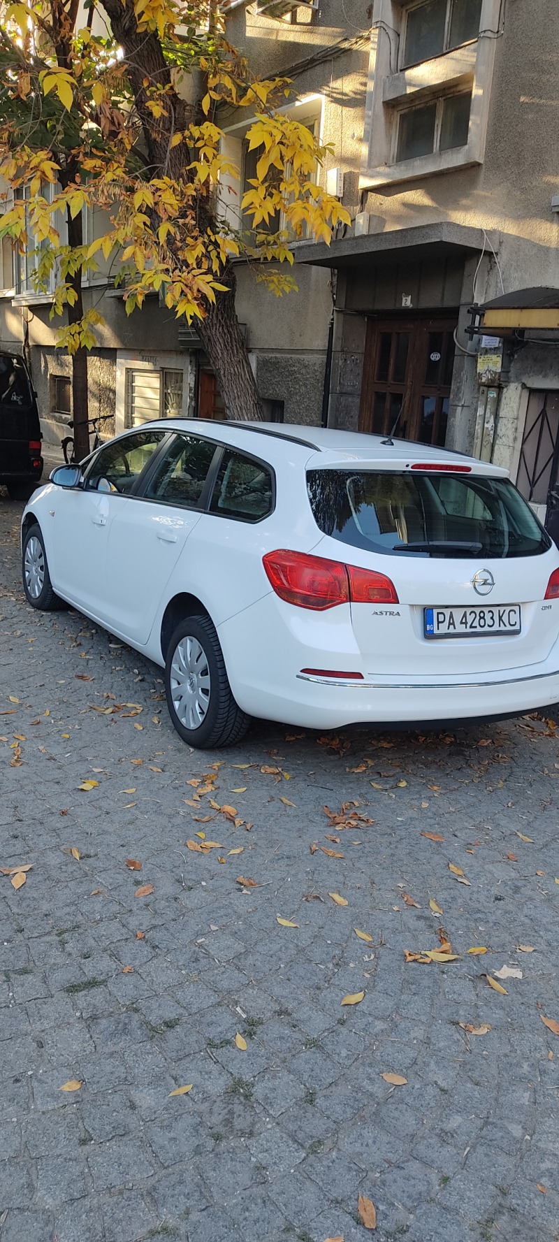 Opel Astra, снимка 3 - Автомобили и джипове - 45342066