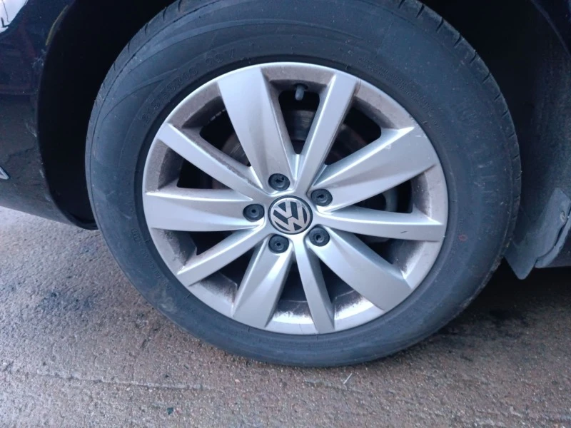 VW Passat 2.0TDI CFG 177k.c., снимка 6 - Автомобили и джипове - 43870977