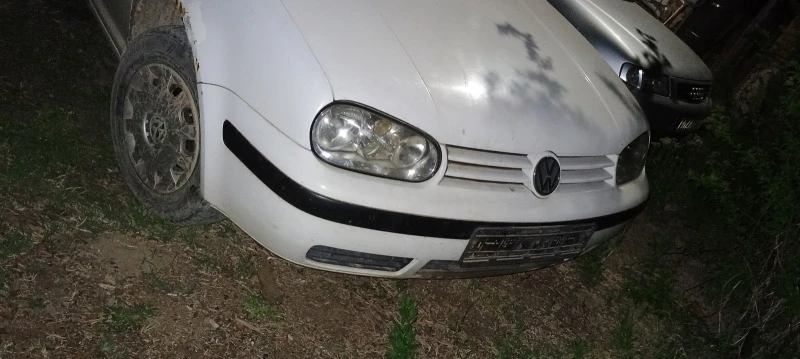 VW Golf, снимка 4 - Автомобили и джипове - 47511649