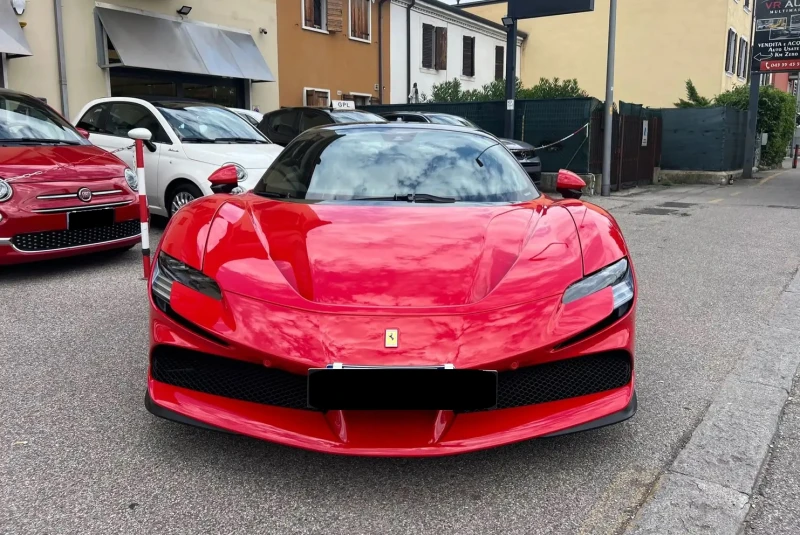 Ferrari SF 90 Stradale 4.0 V8 Plug-in Hybrid, снимка 2 - Автомобили и джипове - 47519652