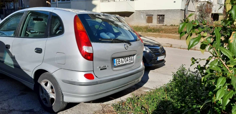 Nissan Almera tino, снимка 4 - Автомобили и джипове - 48231025