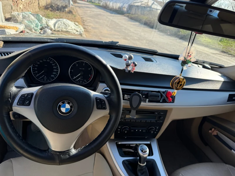 BMW 320, снимка 6 - Автомобили и джипове - 48307055