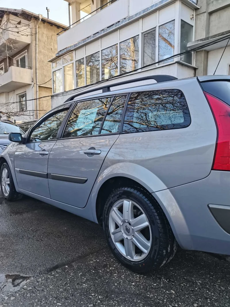 Renault Megane II 1.6 ГАЗ, снимка 5 - Автомобили и джипове - 48731832