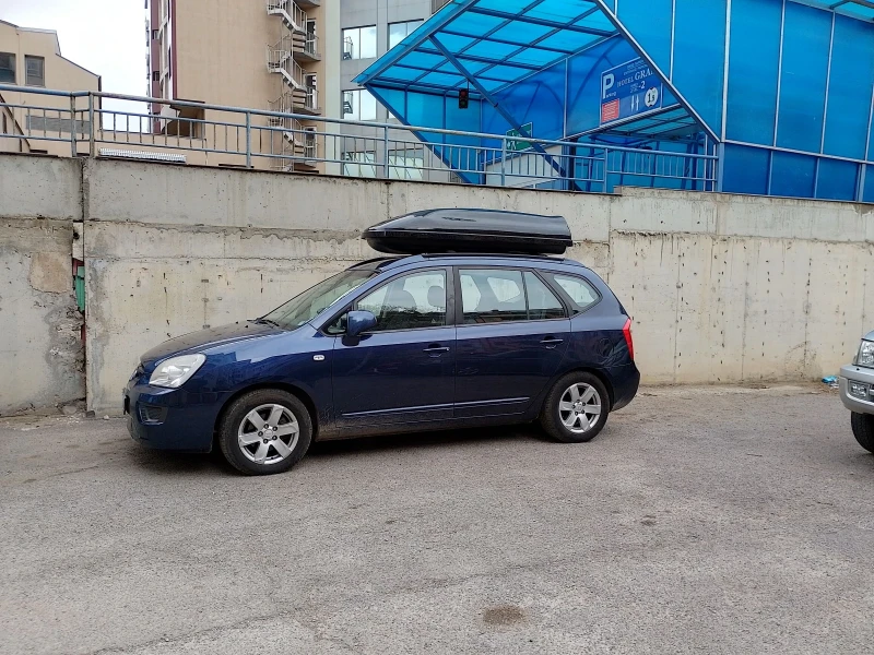 Kia Carens 3, снимка 2 - Автомобили и джипове - 49150680