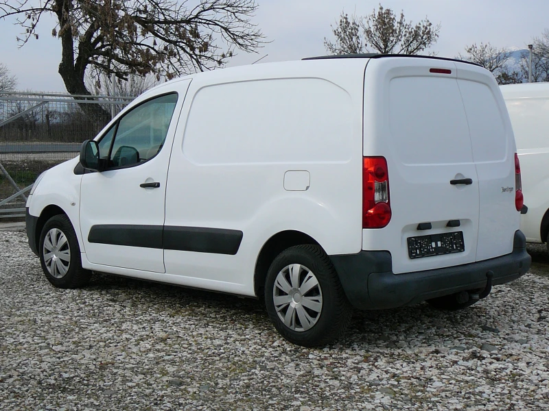 Citroen Berlingo 1.6 hdi Клима 3места, снимка 3 - Автомобили и джипове - 49239174