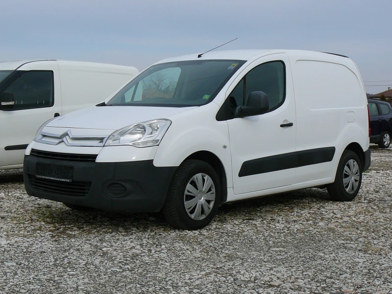 Citroen Berlingo 1.6 hdi Клима 3места, снимка 2 - Автомобили и джипове - 49239174