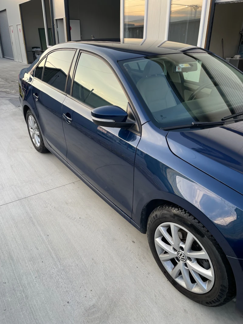 VW Jetta, снимка 2 - Автомобили и джипове - 51752115