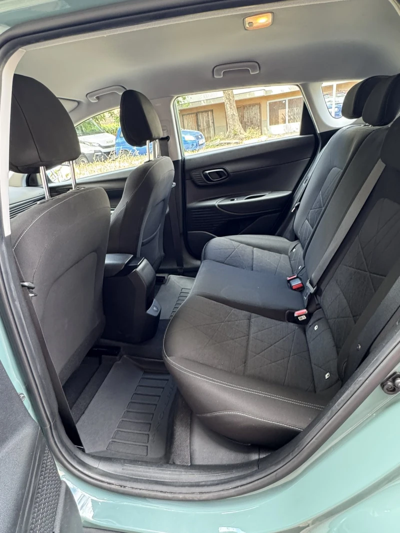 Hyundai Bayon Exclusive, снимка 8 - Автомобили и джипове - 51947770