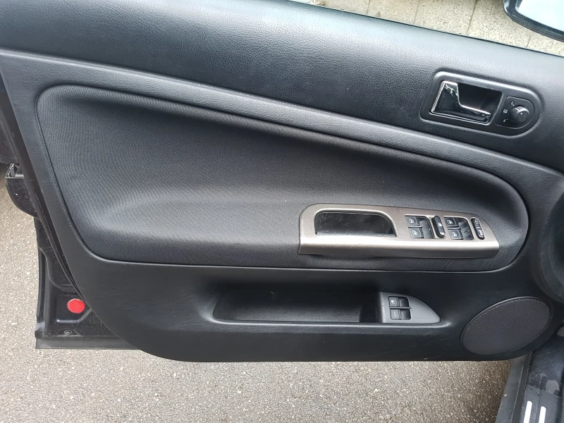 VW Passat, снимка 4 - Автомобили и джипове - 52611779