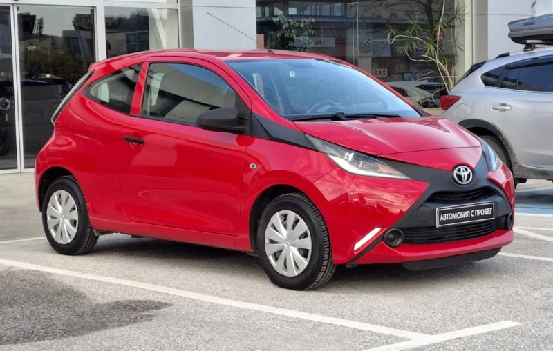 Toyota Aygo 1.0 VVT-i MT, снимка 4 - Автомобили и джипове - 52686942