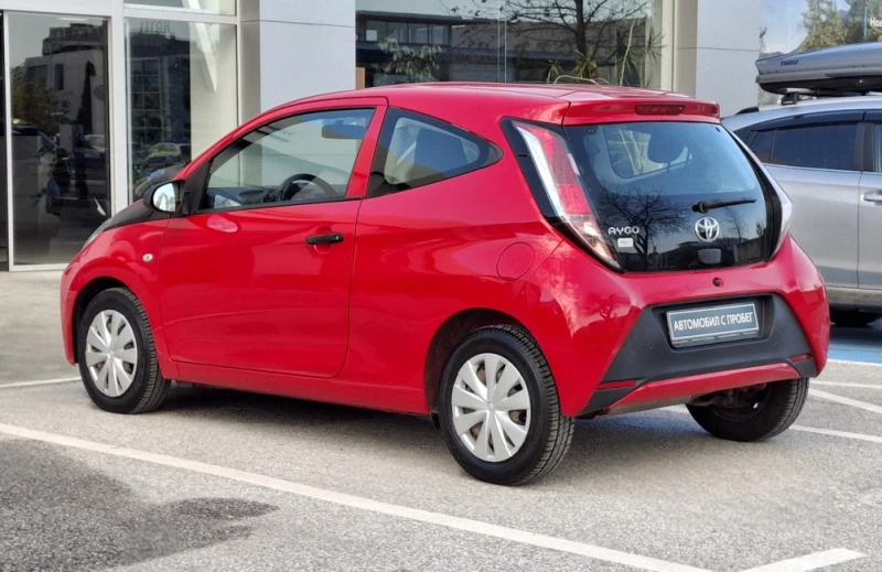 Toyota Aygo 1.0 VVT-i MT, снимка 8 - Автомобили и джипове - 52686942