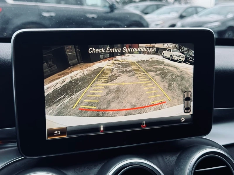 Mercedes-Benz C 300 * 4dr Sdn 4MATIC * CARFAX * ФИНАНСИРАНЕ* КУПИ СЕГА, снимка 12 - Автомобили и джипове - 52692438