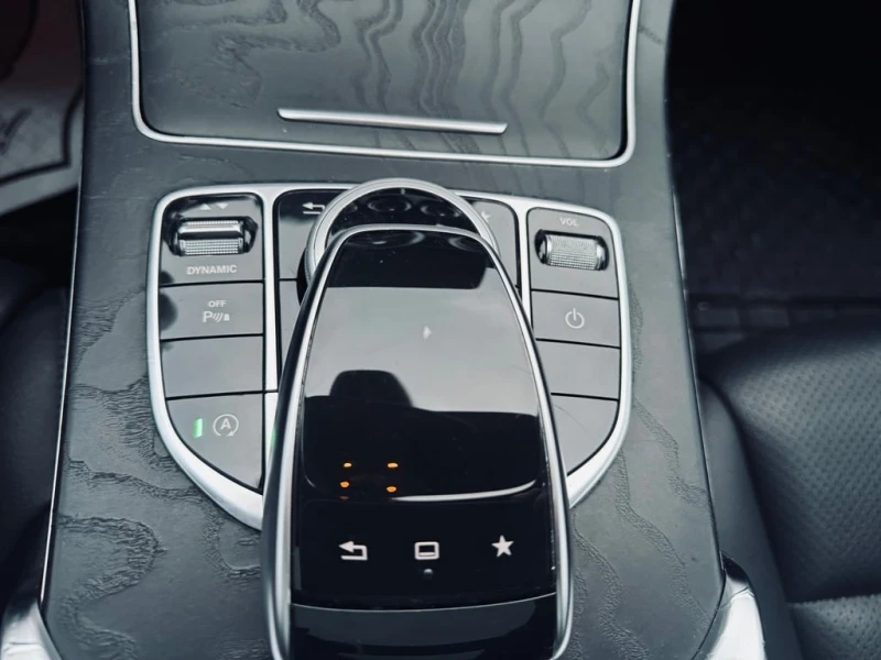 Mercedes-Benz C 300 * 4dr Sdn 4MATIC * CARFAX * ФИНАНСИРАНЕ* КУПИ СЕГА, снимка 13 - Автомобили и джипове - 52692438