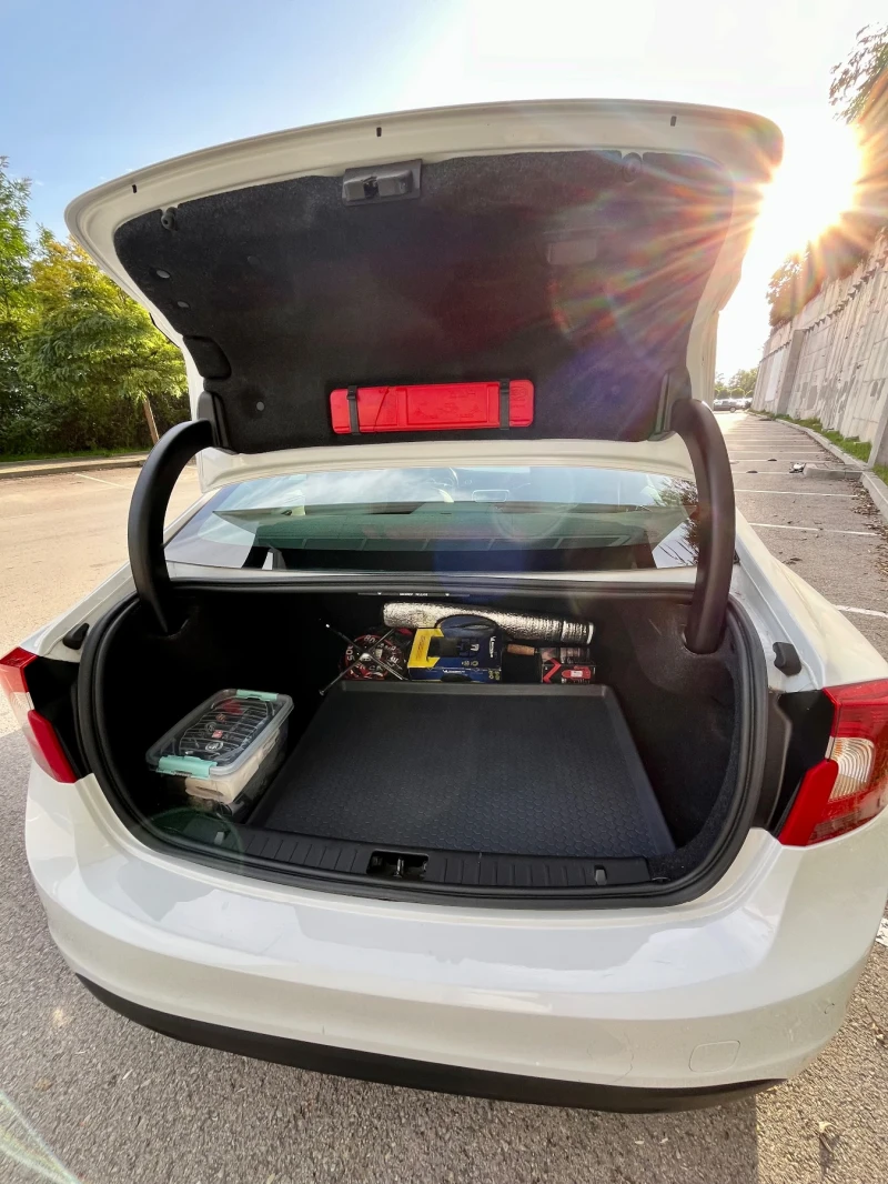 Volvo S60 В цената са нови лети джанти+ зимни гуми, снимка 6 - Автомобили и джипове - 53122115