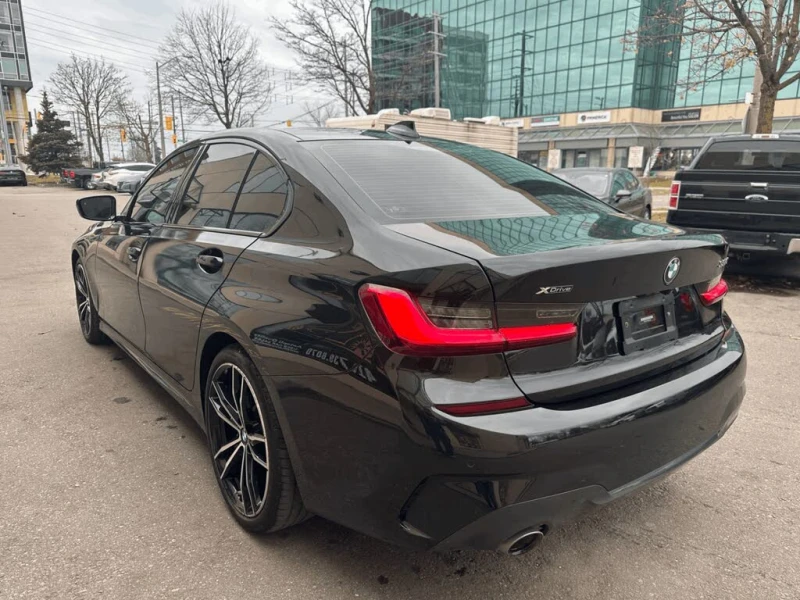 BMW 330 i XDRIVE M PACK* CARPLAY* ПОДГРЕВ* КАМЕРА* ШИБИДАХ, снимка 4 - Автомобили и джипове - 53407847