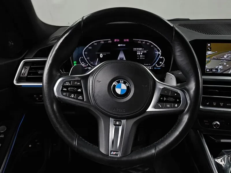 BMW 330 M Sports Hybrid - САМО 30% АВАНС, снимка 13 - Автомобили и джипове - 55991860