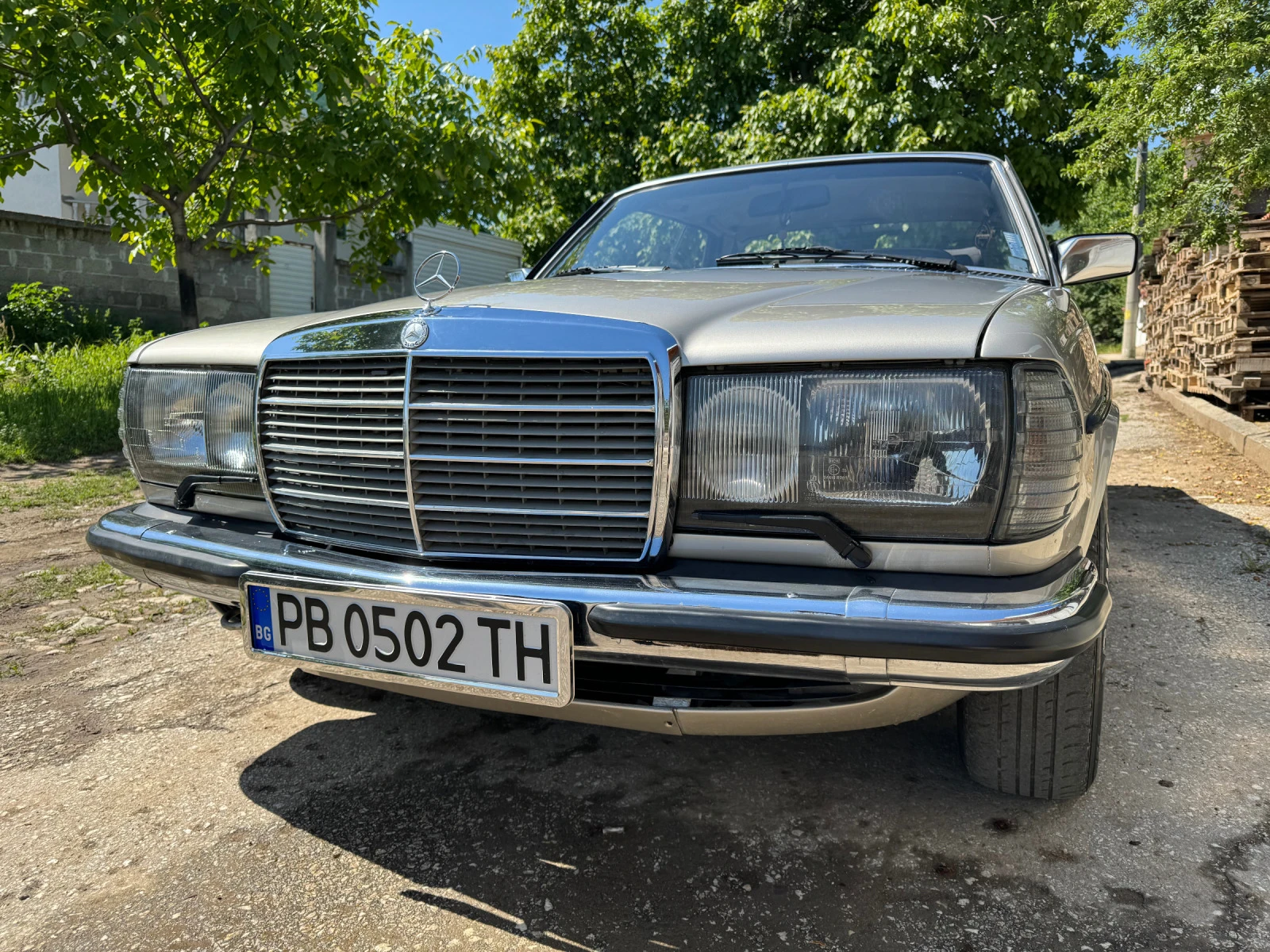 Mercedes-Benz 123 MERCEDES  C123 280cc - изображение 7