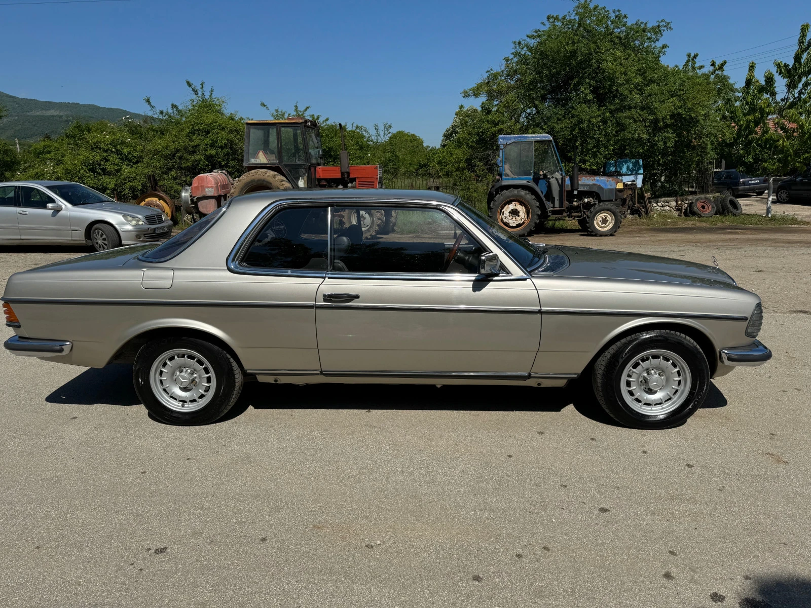 Mercedes-Benz 123 MERCEDES  C123 280cc - изображение 2