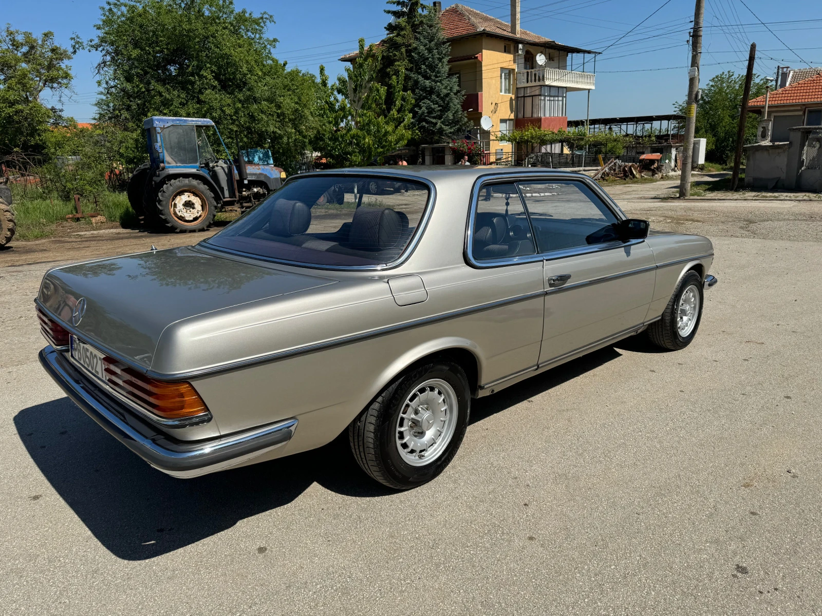 Mercedes-Benz 123 MERCEDES  C123 280cc - изображение 3