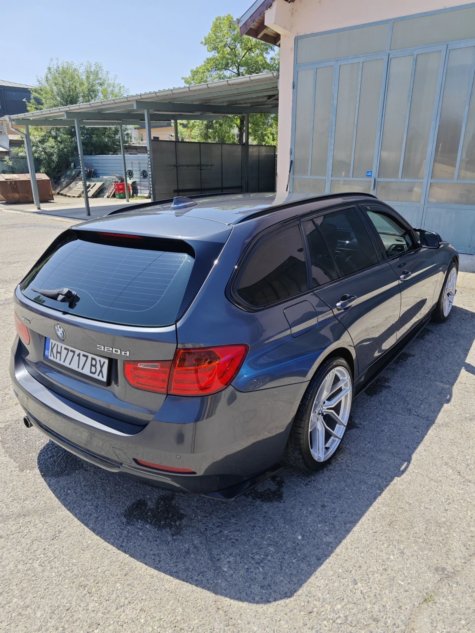 BMW 320 320d X drive 184hp - изображение 10
