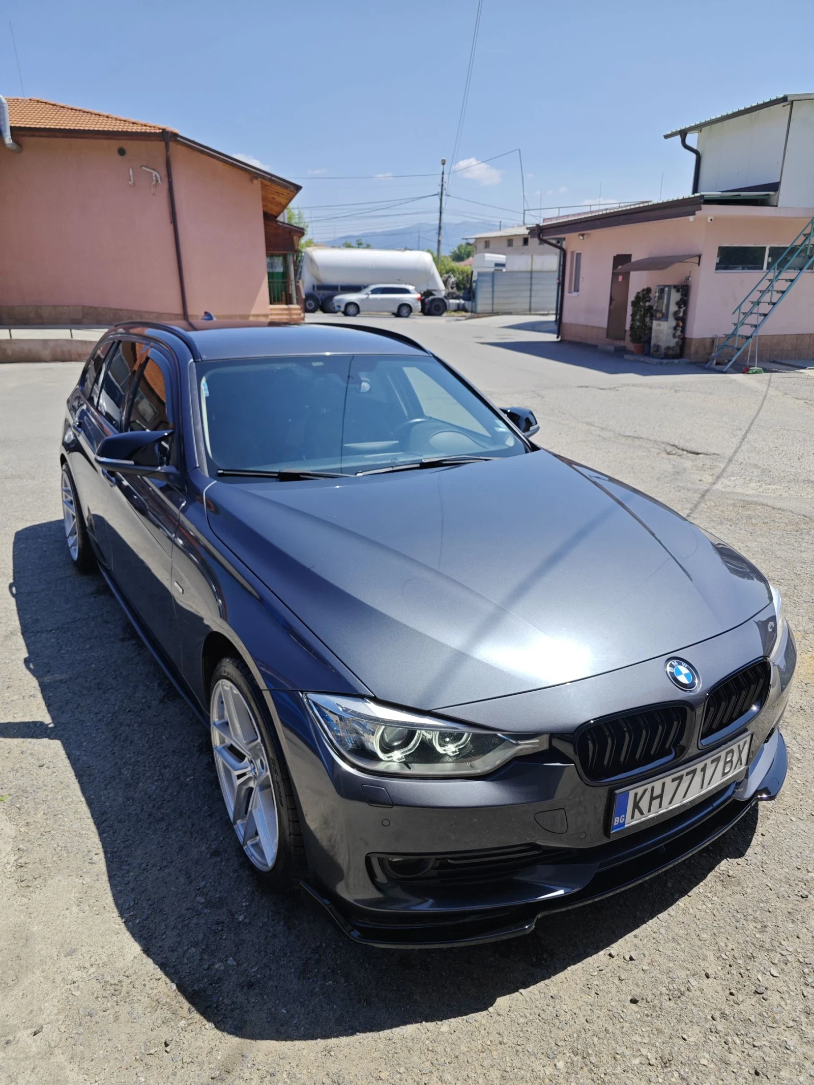 BMW 320 320d X drive 184hp - изображение 2