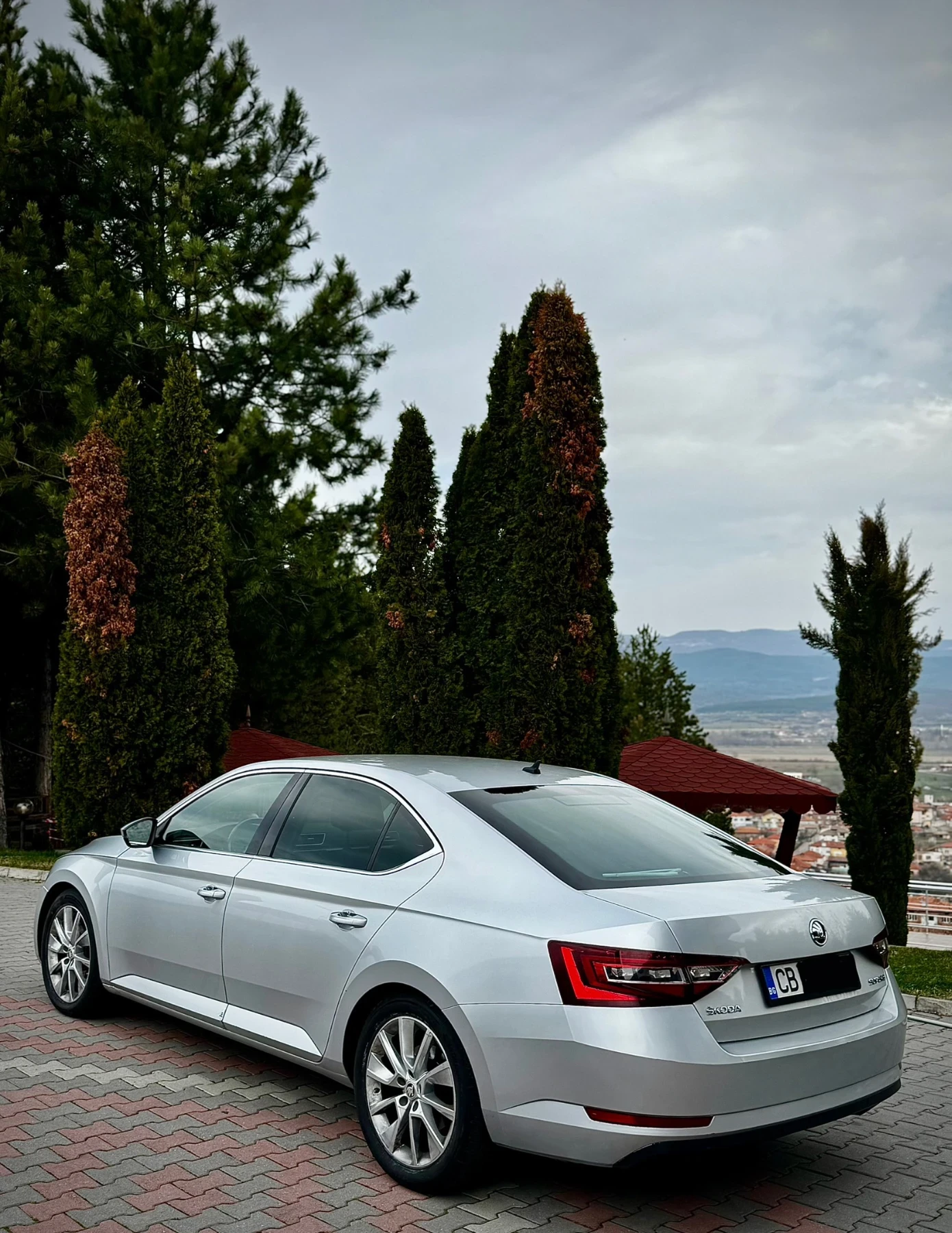 Skoda Superb  - изображение 3