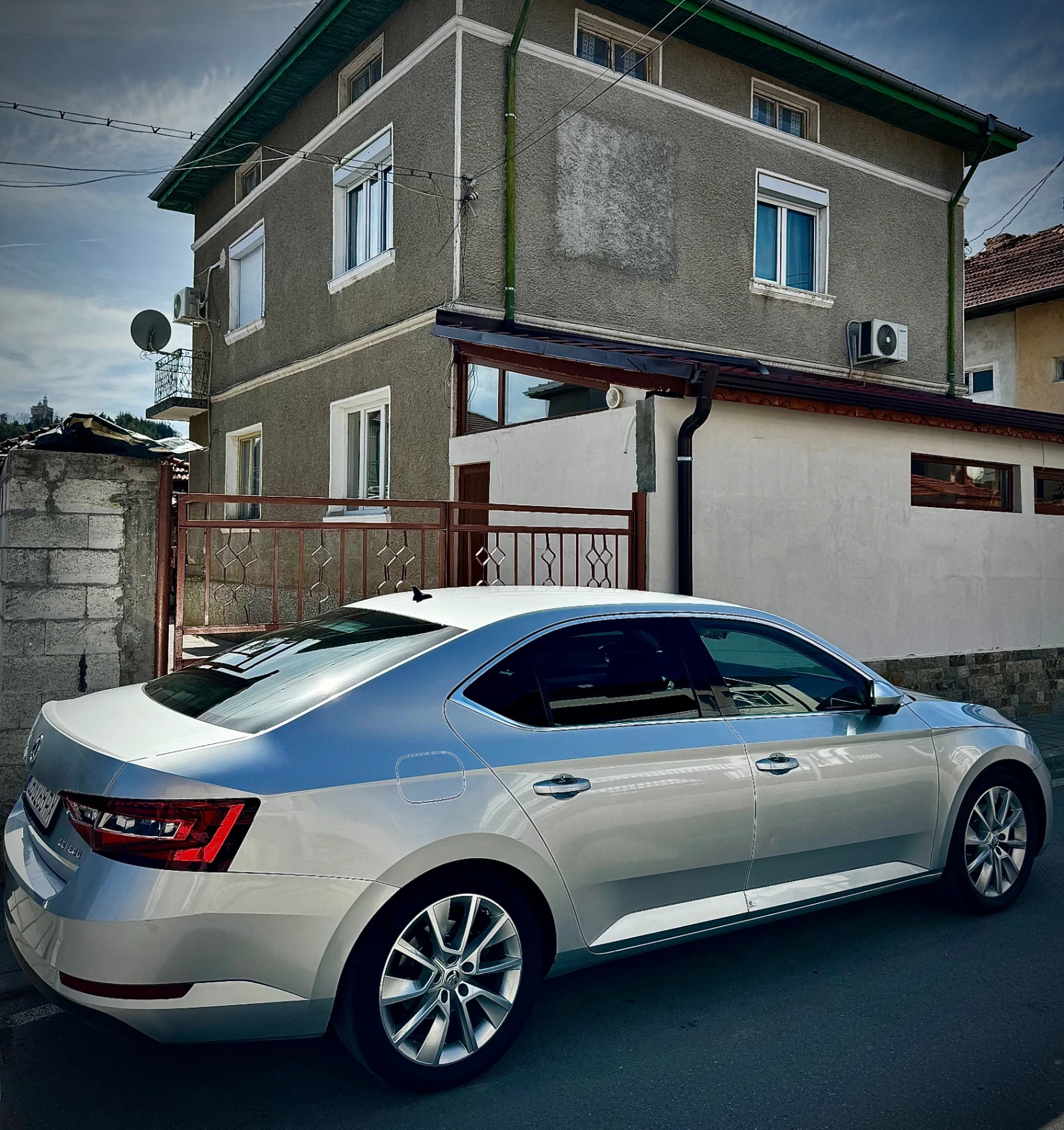 Skoda Superb  - изображение 5