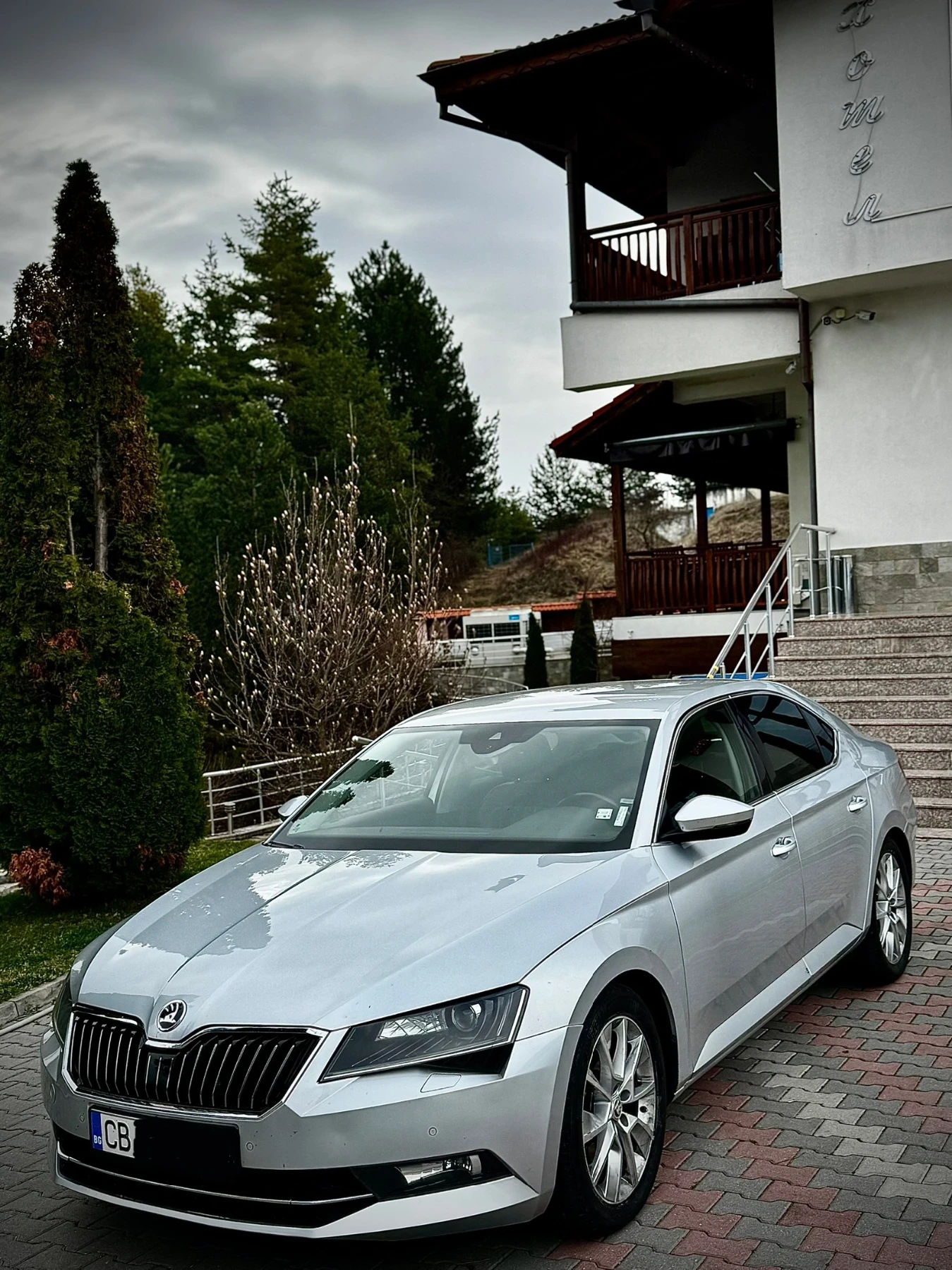 Skoda Superb  - изображение 4