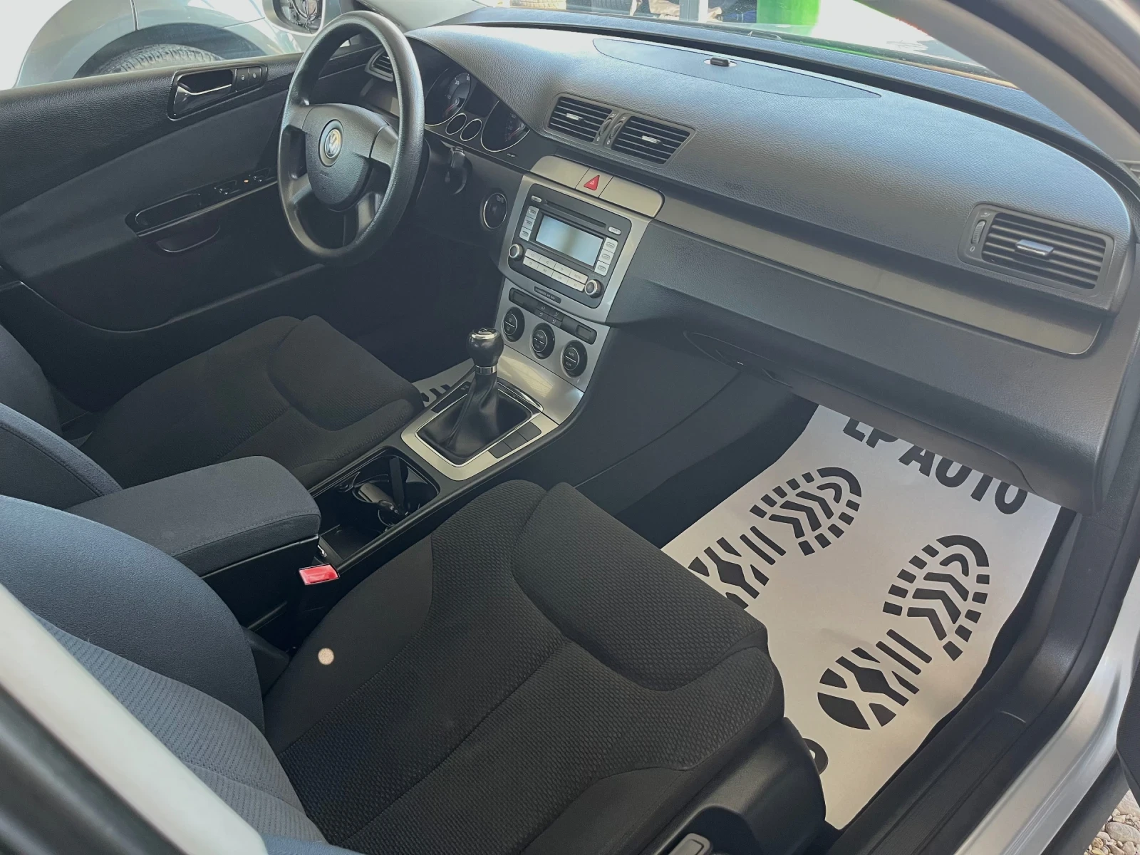 VW Passat 1.9tdi* 105k.c* ITALY* TOP - изображение 10