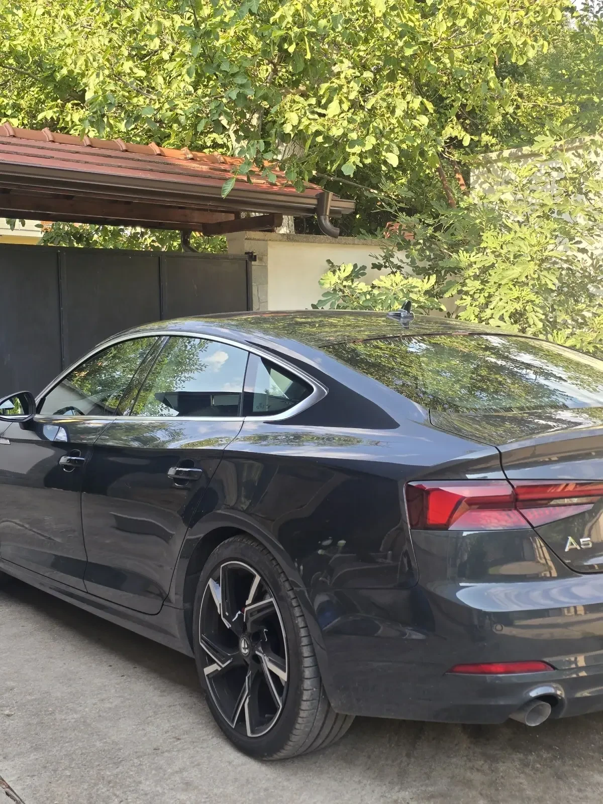 Audi A5 2.0 - изображение 6