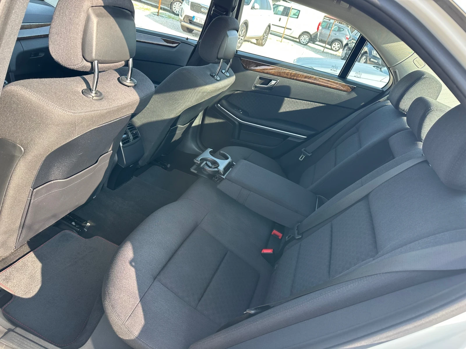Mercedes-Benz E 220 CDI | Mobile.bg � ����������� 12