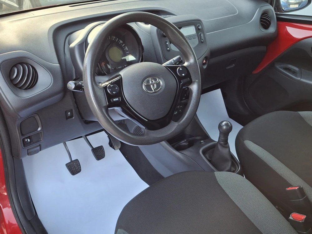 Toyota Aygo 1.0 VVT-i MT - изображение 10
