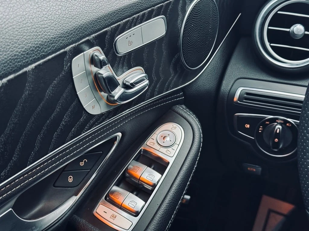 Mercedes-Benz C 300 * 4dr Sdn 4MATIC * CARFAX * �����������* ���� ���� | Mobile.bg � ����������� 14