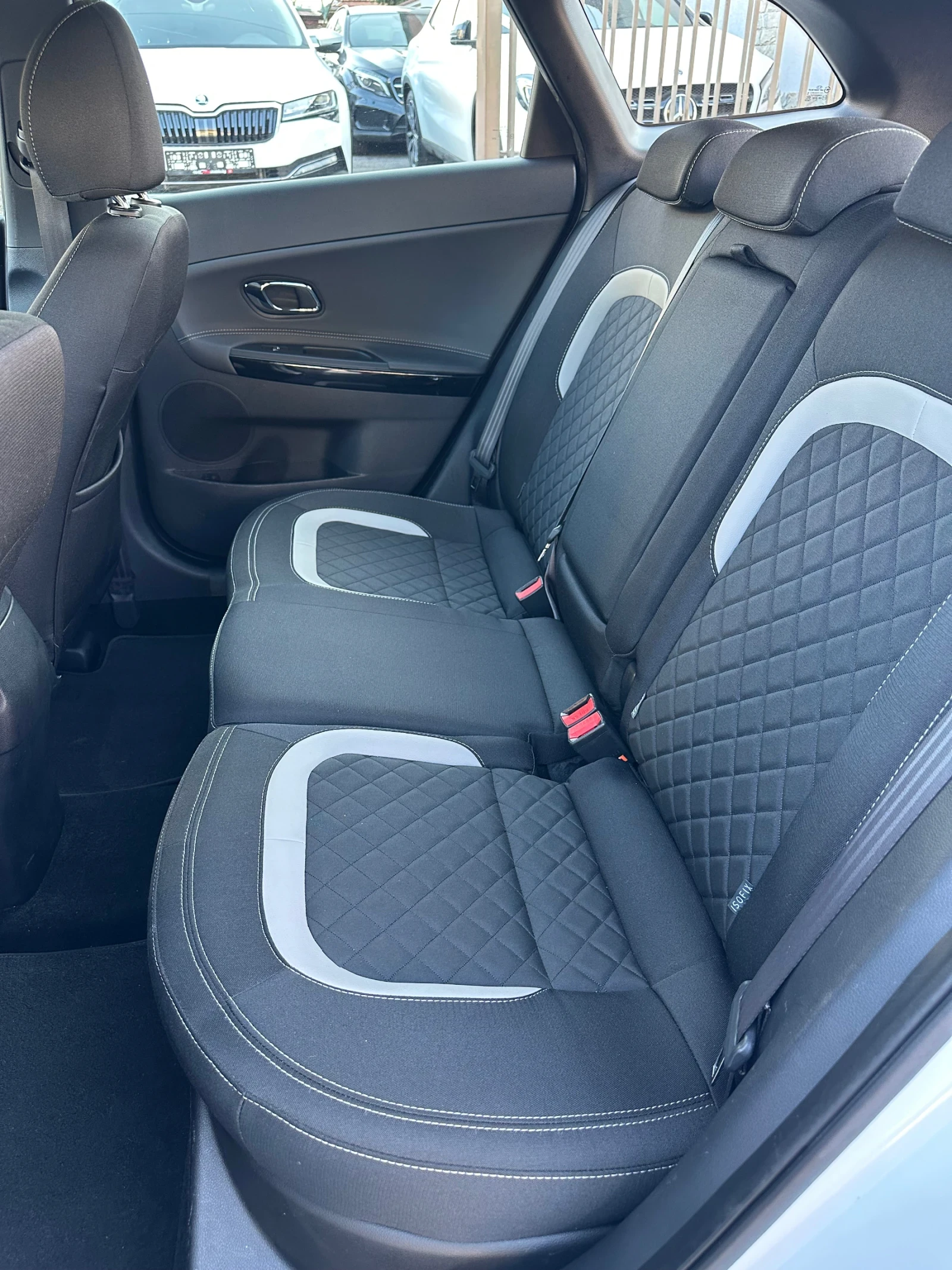 Kia Ceed 1.6D/GT-line/Автоматик/Нов внос Швейцария - изображение 9