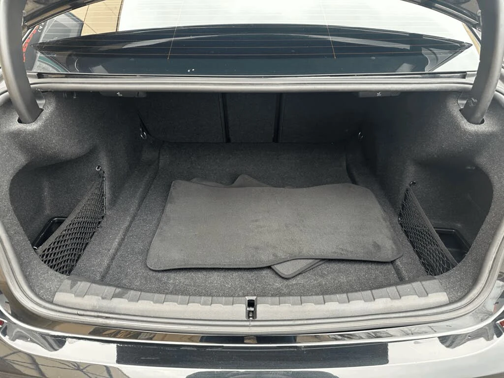 BMW 330 i XDRIVE M PACK* CARPLAY* ПОДГРЕВ* КАМЕРА* ШИБИДАХ - изображение 8